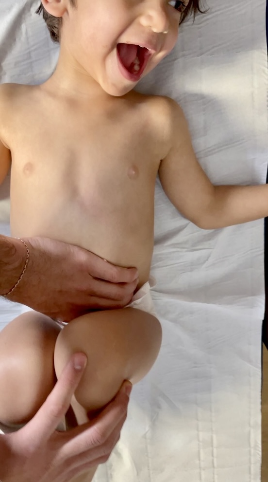 consultation Tom caster Osteopathe enfant