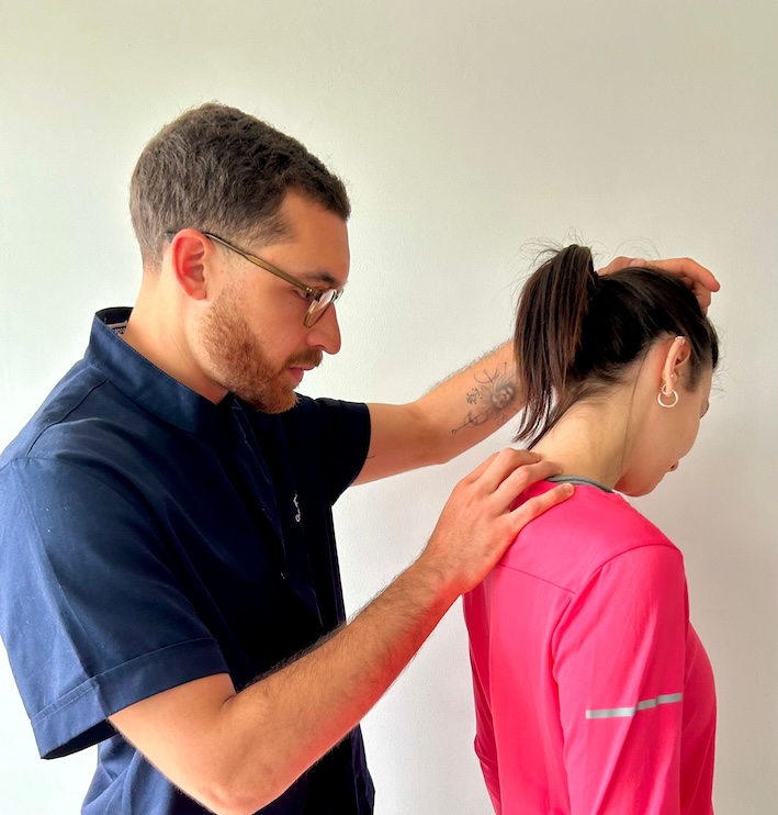 Tom caster osteopathe du sport-min tom caster consultation osteo sport rueil-malmaison